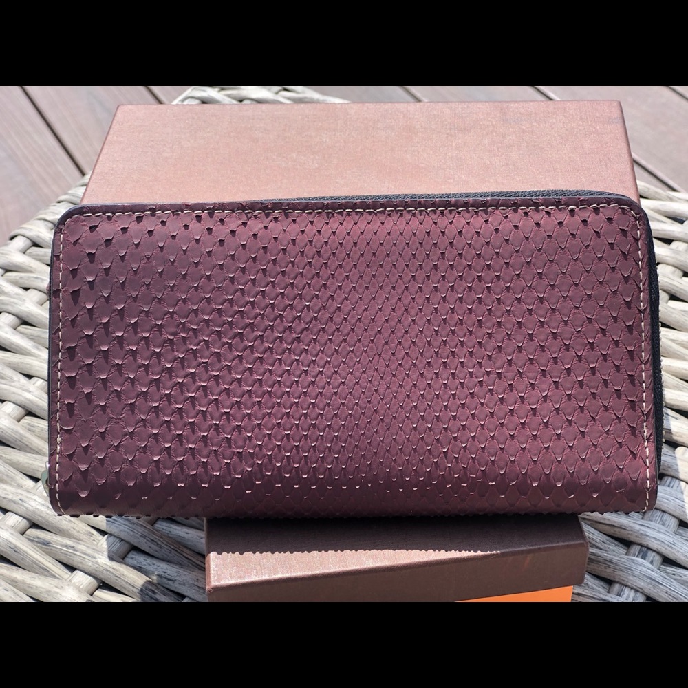 NWT!  Gorgeous Python Wallet